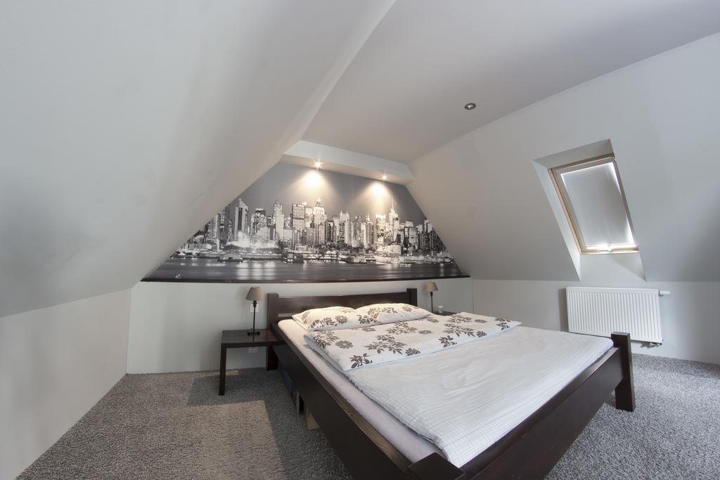 Modern Apartment Oswiecim Ruang foto